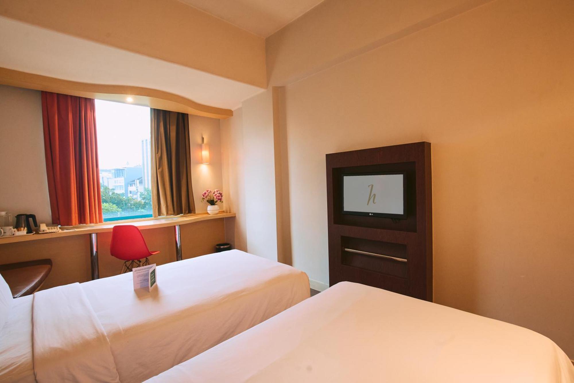 Horison Arcadia Wahid Hasyim Hotel จาการ์ตา ภายนอก รูปภาพ